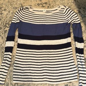 Gap small long-sleeve striped shirt. White and blue.